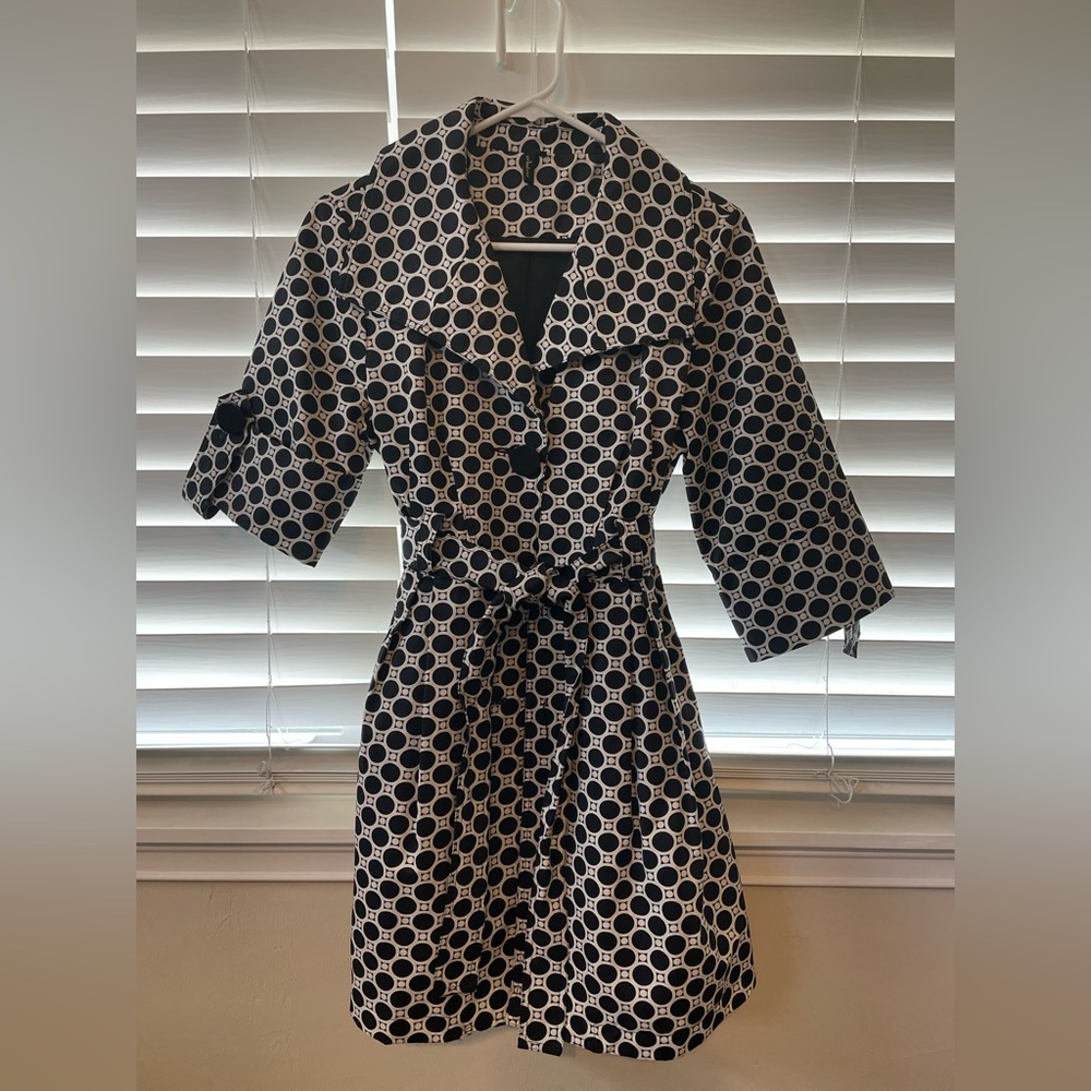 Ambition Trench Coat - Retro - Black/White - M